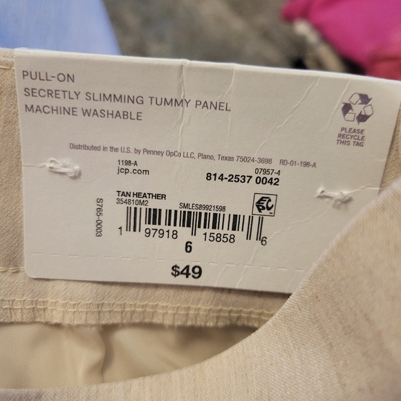 NWT Liz Claiborne Women's Cream Pants Size 6 - Picture 5 of 7